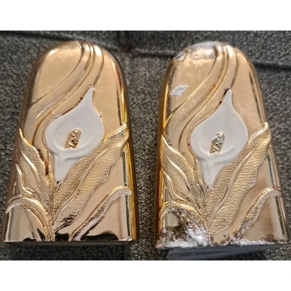 Vintage WM. A Rogers Oneida Calla Lily Salt & Pepper Shakers Anti Tarnish Heavy